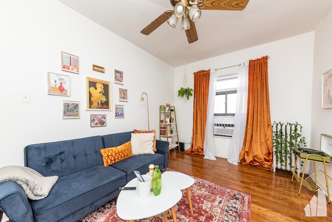 Building Photo - 3034 N Halsted St Unit 3D