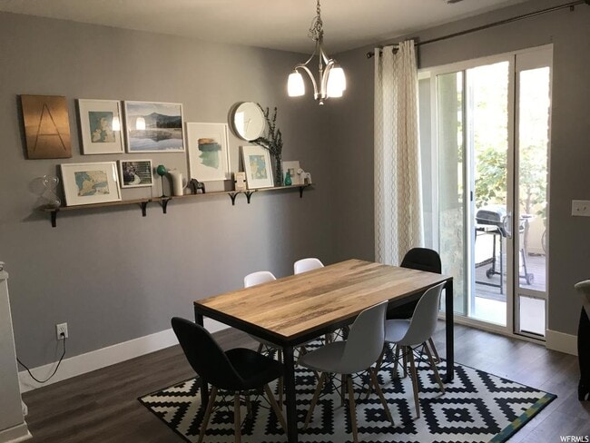 Photo - 272 W 650 N