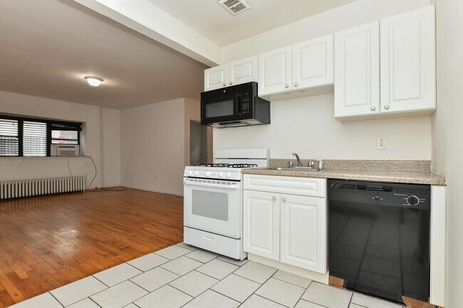 Photo - 217 10th St Unit A