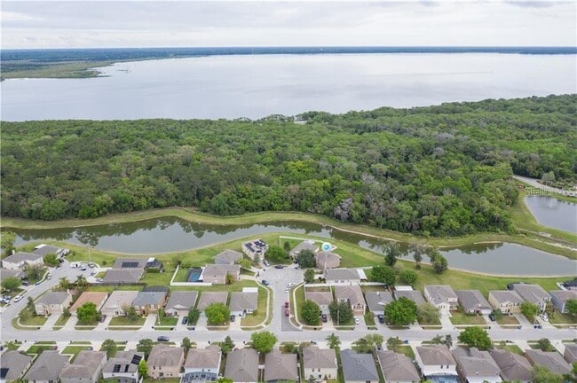 Photo - 105 Cedar Heights Ct