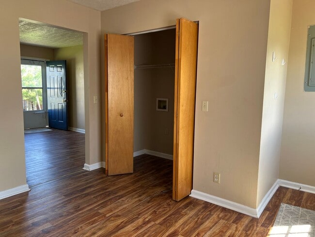 Photo - Lynn Unit 17 Lynn