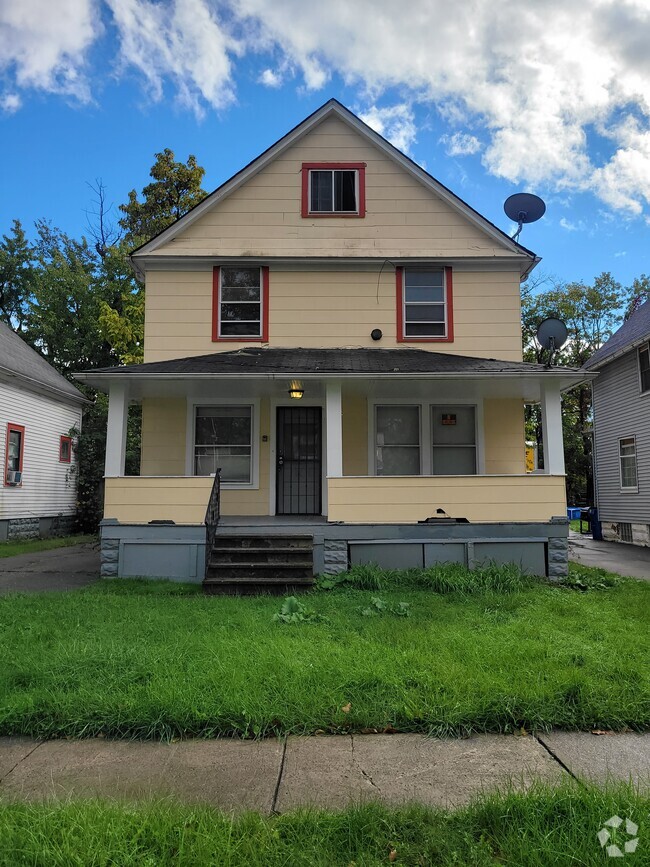 Building Photo - 12918 Ferris Ave Unit DN Rental