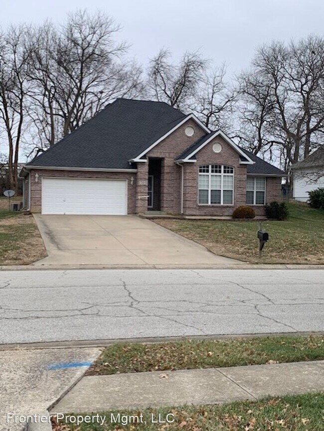 3 br, 2 bath House - 705 Chaucer Ln - 3 br, 2 bath House - 705 Chaucer Ln