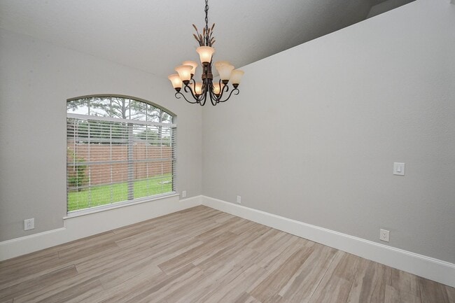 Building Photo - 6222 Santiago Mountain Ct