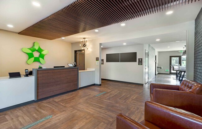 Furnished Studio-Atlanta - Newnan