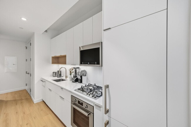 Photo - 160 Water St Unit FL27-ID1311280P