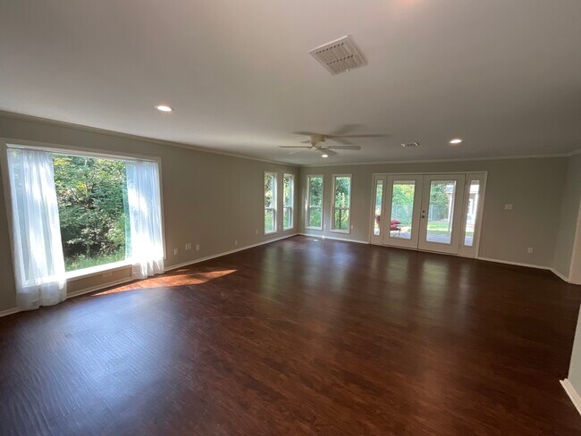 Photo - 477 County Rd 319