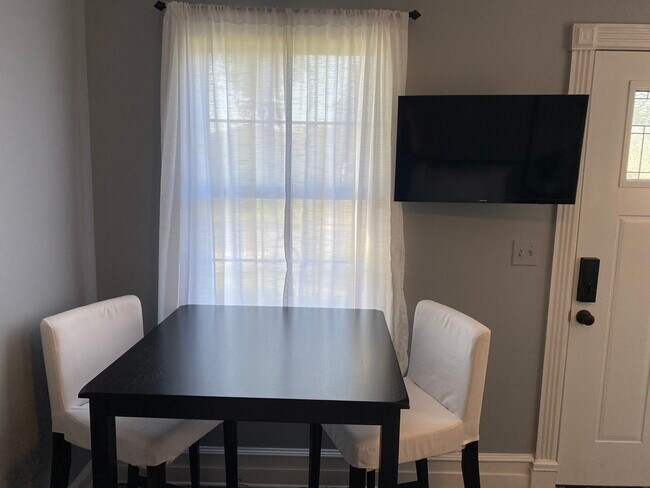 Photo - 4840 Lexington Ave