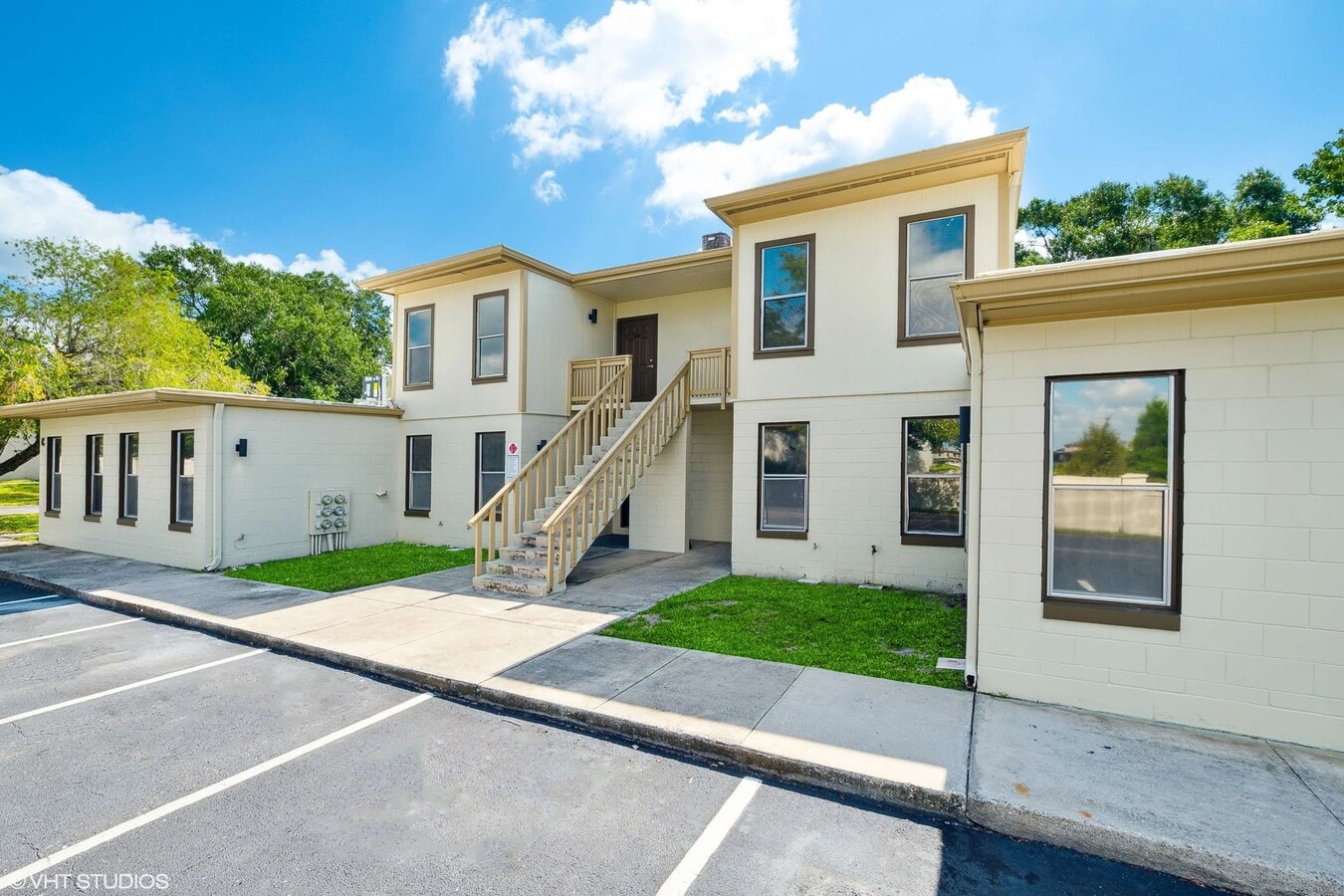 Photo - 401 W Florida Ave