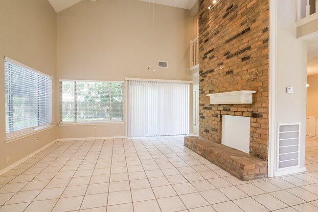 Photo - 4714 Cashel Castle Dr