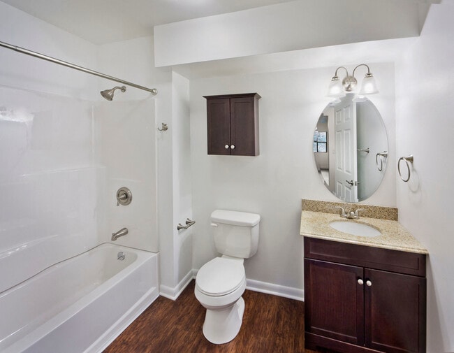 Brookview Court Apartments