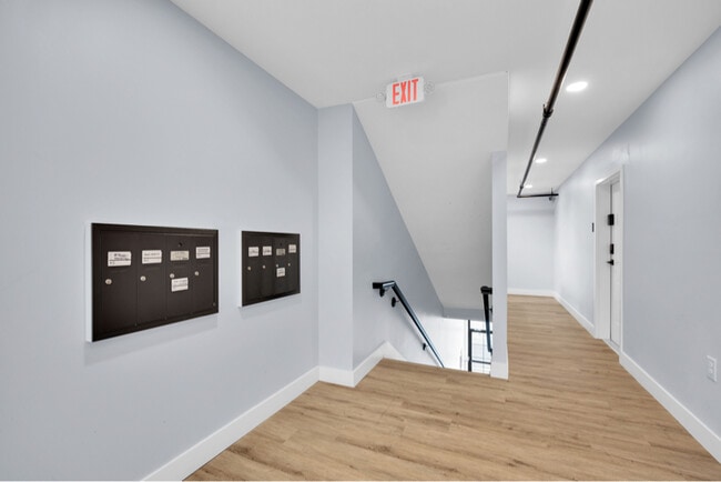 Photo - 6011 Madison Rd Unidad 4