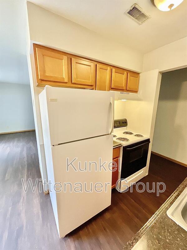 Photo - 1811 Jamestown Rd