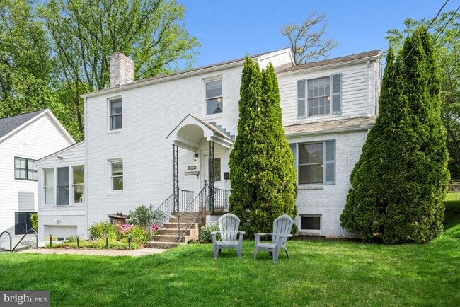 Building Photo - 6023 Walhonding Rd Rental
