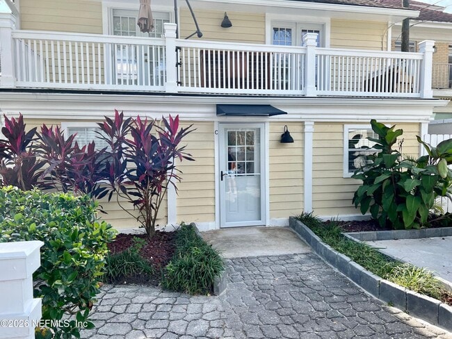 Building Photo - 2705 Riverside Ave