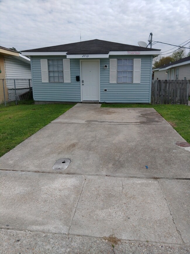 Photo - 2713 Huey P Long Ave House