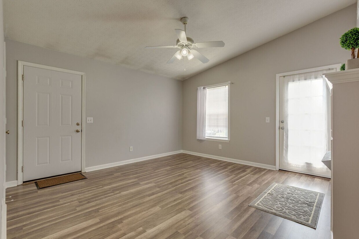 Adorable 2 bed/2 bath condo Hermitage - Adorable 2 bed/2 bath condo Hermitage