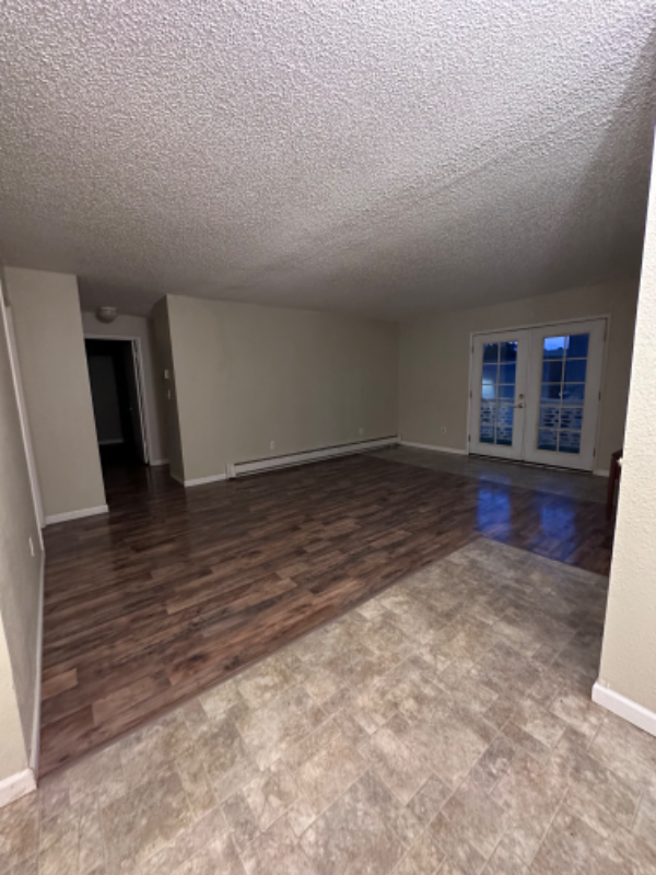 Building Photo - 635 10th Ave Rental