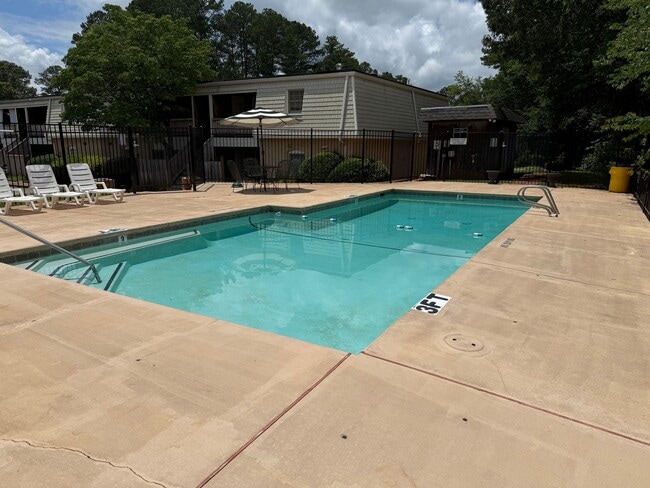 Photo - Georgetown Village Apartments