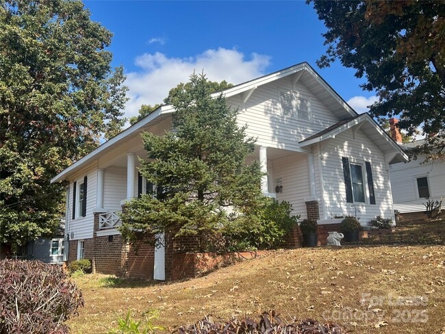 Photo - 203 E Cannon Ave