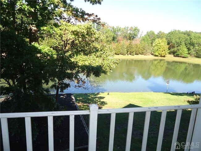 Photo - 313 Wimbeldon Ct