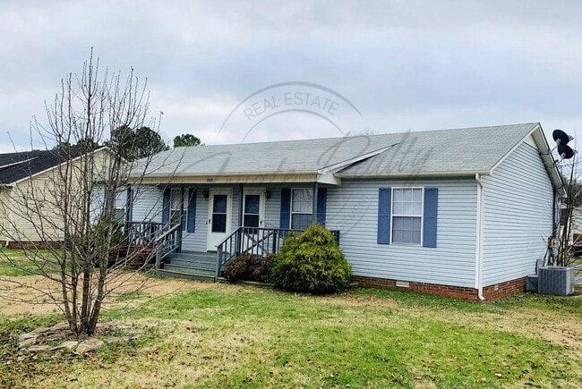 Building Photo - Two Bedroom Ranch Duplex Near N. James Cam... Rental