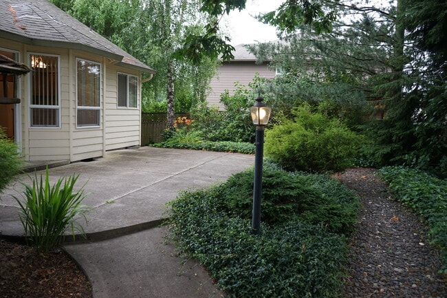 Photo - 9404 NE 26th Ct