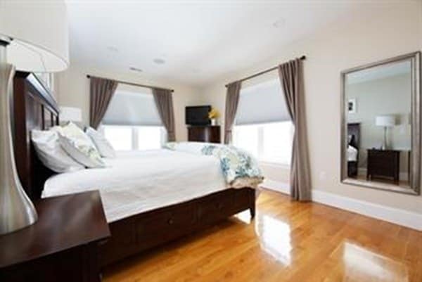 Photo - 360 W 2nd St Unit # 5