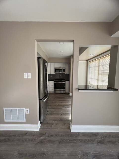 Photo - 1961 Kennedy Dr