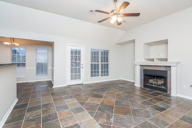 11629 Leewood Dr