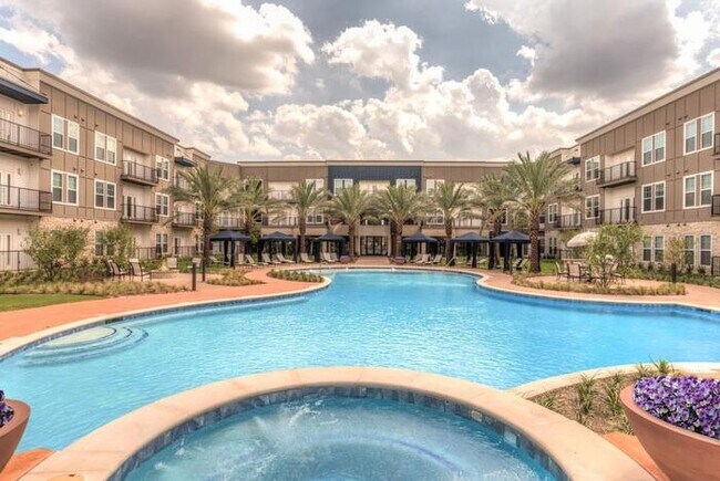 Photo - 19400 W Bellfort Unit b3