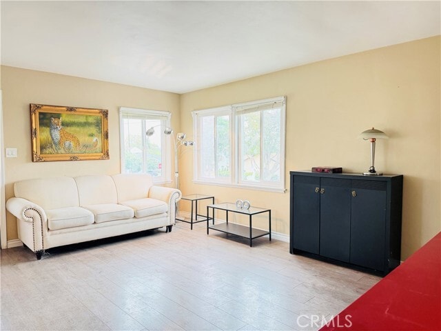 Photo - 9729 W Live Oak Ave