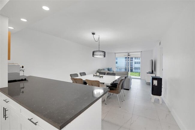 Photo - 8911 S Hollybrook Blvd Condo Unit 201