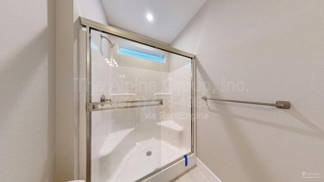 Photo - 16505 NW Liberty St
