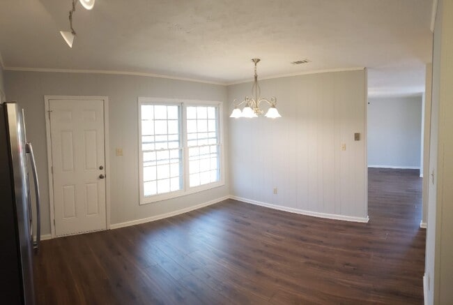 Photo - 4450 Township Dr