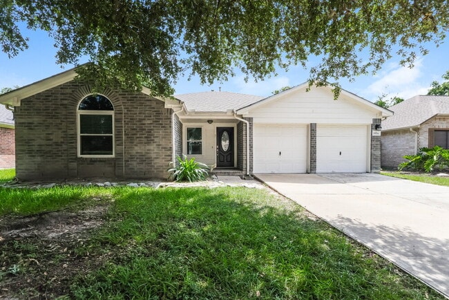 Building Photo - 19114 Timber Way Dr