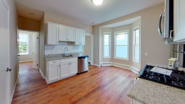 Photo - 119 George St Unit 1