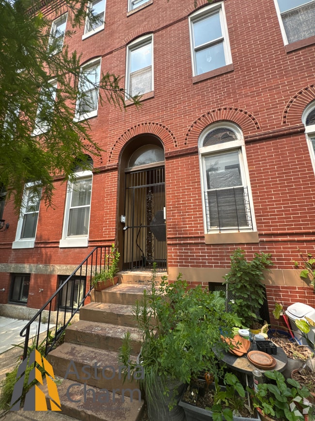 Building Photo - 1632 N Calvert St Unit 1A Rental