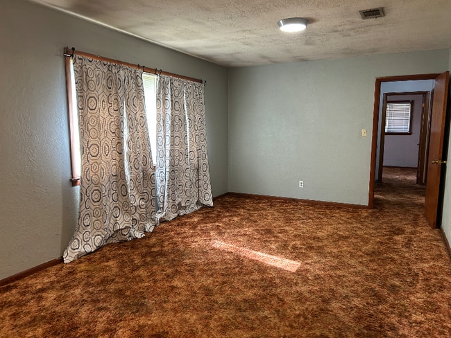 Photo - 5033 37th St