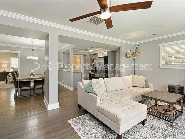 Photo - 2526 Brentwood Rd