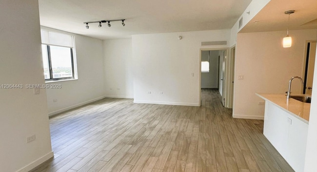 Photo - 999 SW 1st Ave Unit 1604-ML A12064443