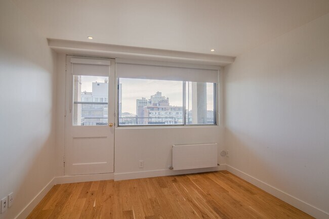 Photo - 3460 Rue Durocher Unité 1102