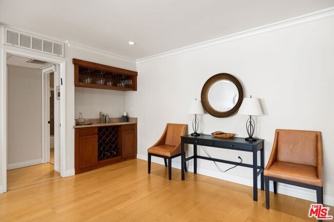 Photo - 11965 Gorham Ave Unit 504