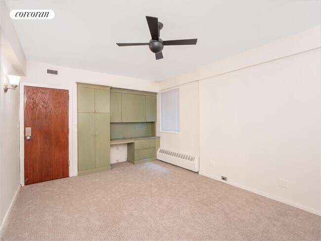 Photo - 20 E 68th St