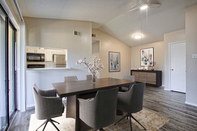 Building Photo - Summer Grove Rental