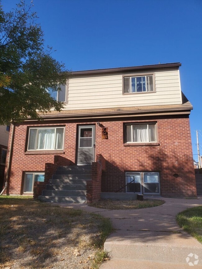 Building Photo - 708 W 1st Ave Unit Apt 1