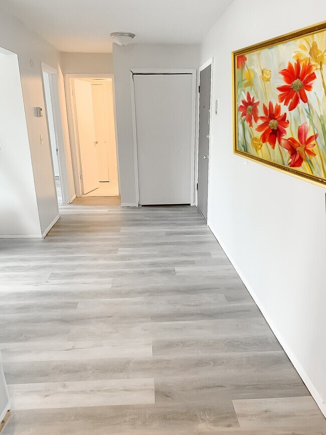 Photo - Blackstone Apartments Unit B10