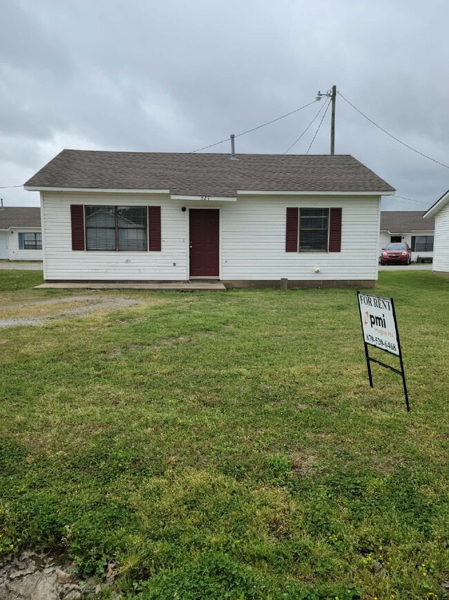 Building Photo - "Charming 2-Bed Home in Bono, AR - Cozy Living at 321 Michael!"