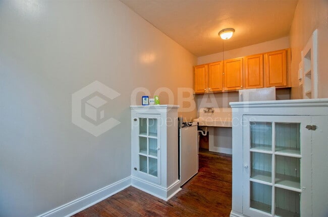 Photo - 674 Somerset Terrace NE Unit 1