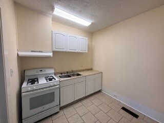 614 W Solomon St Unit B